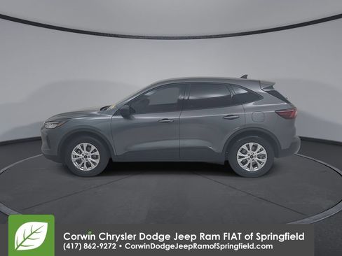 Used 2025 Ford Escape Active w/ Cold Weather Package image 9