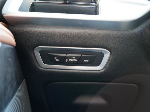 Used 2025 BMW X7 xDrive40i w/ Executive Package image 24