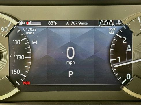 Used 2023 Land Rover Range Rover Evoque S AWD/4WD image 11