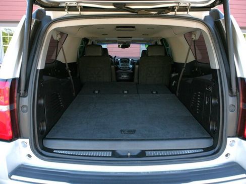 Used 2015 Chevrolet Suburban LTZ AWD/4WD image 21