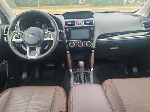 Used 2018 Subaru Forester 2.5i Touring AWD/4WD image 31