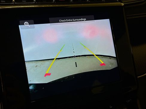 Used 2023 Jeep Grand Cherokee L Laredo image 22