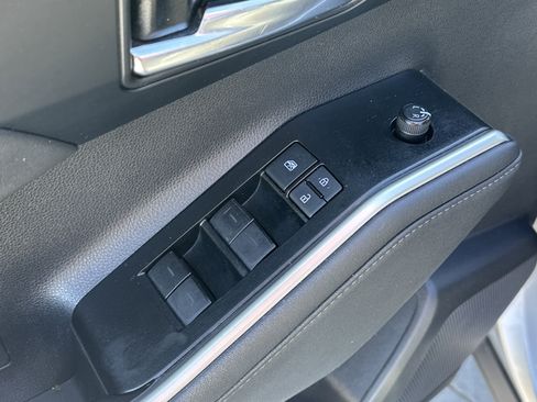 Certified 2021 Toyota Highlander XLE image 15