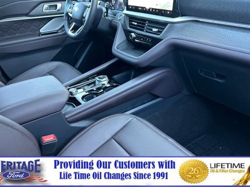 New 2026 Ford Explorer Platinum w/ LUX Leather Package AWD/4WD image 17