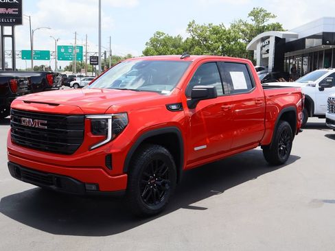 Used 2026 GMC Sierra 1500 Elevation AWD/4WD image 5