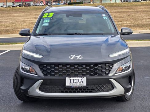 Used 2023 Hyundai Kona SEL image 2