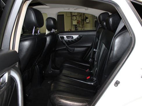 Used 2012 INFINITI FX35 2WD image 24