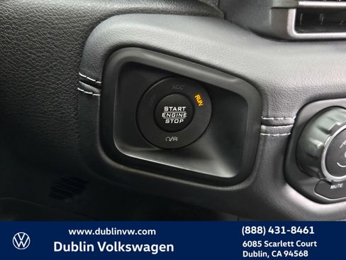 Used 2025 Jeep Wrangler Unlimited Rubicon 4xe w/ Safety Group AWD/4WD image 19