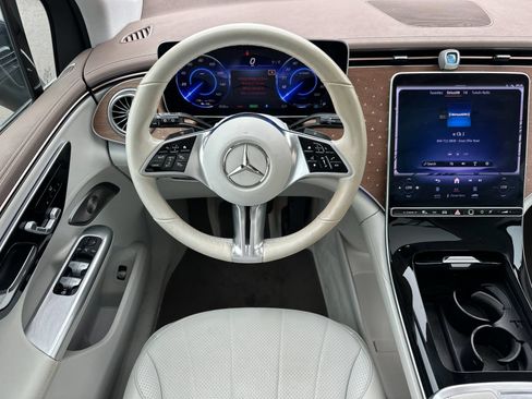 Used 2023 Mercedes-Benz EQE 350+ 4MATIC SUV image 15