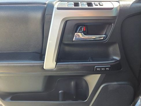 Used 2016 Toyota 4Runner Limited AWD/4WD image 17