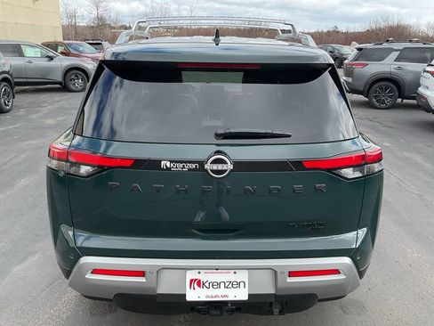Used 2023 Nissan Pathfinder Platinum image 6