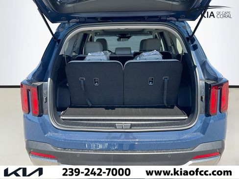 New 2026 Kia Sorento S w/ S Panoramic Sunroof Package image 11