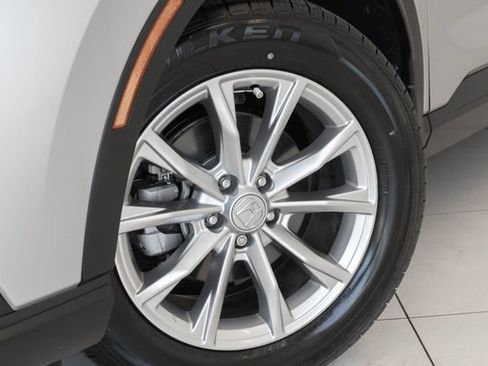 Used 2023 Honda CR-V EX image 2