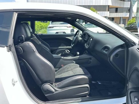 Used 2019 Dodge Challenger GT w/ Plus Package RWD image 28