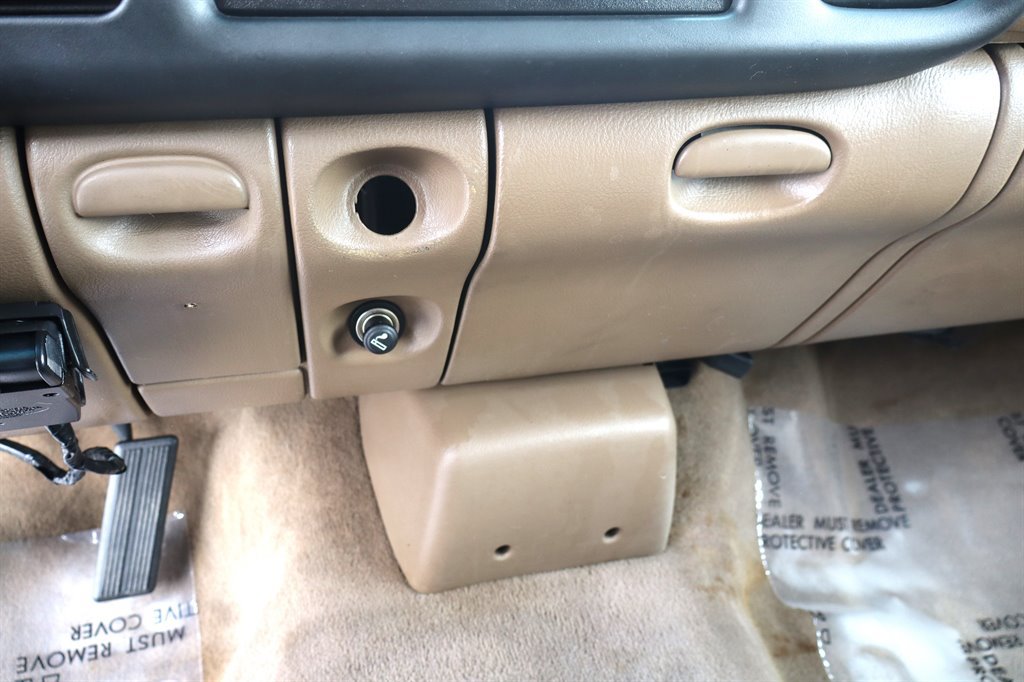 Used 2000 Dodge Ram 2500 Truck 2WD Quad Cab image 33