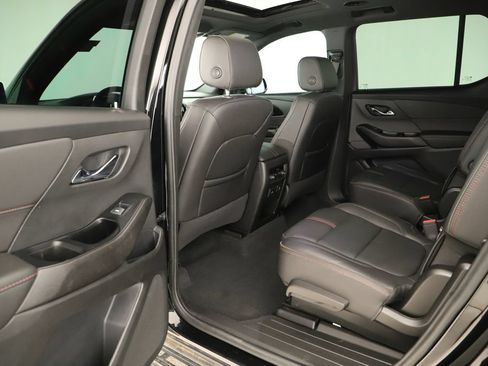 Used 2023 Chevrolet Traverse RS w/ LPO, Roadside Safety Package AWD/4WD image 30