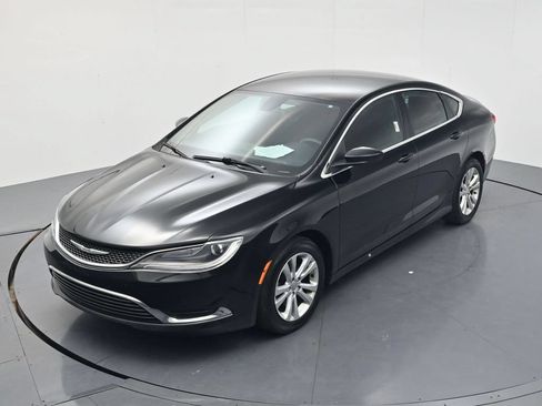 Used 2015 Chrysler 200 Limited FWD image 35
