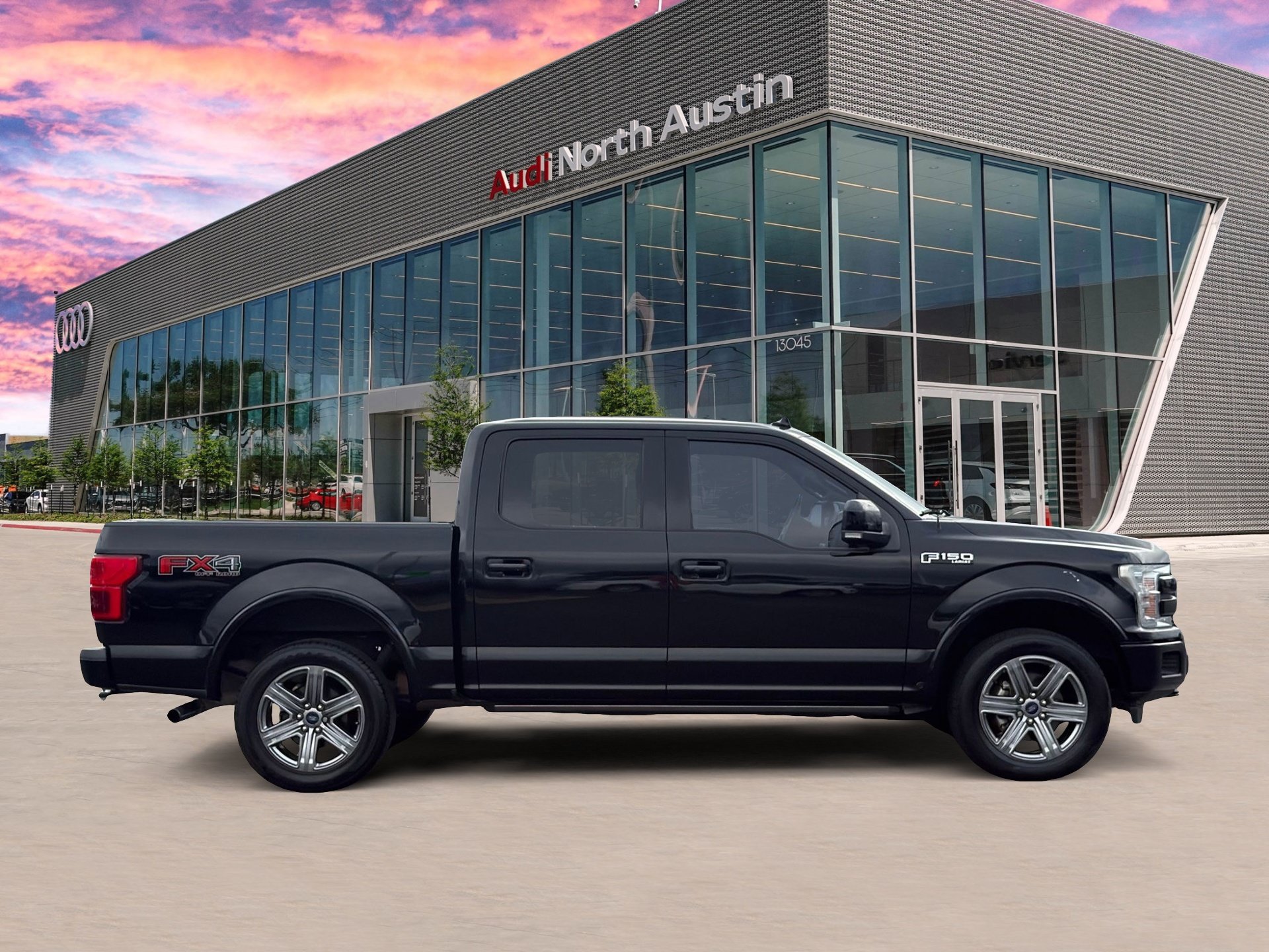 Used 2018 Ford F150 Lariat w/ Equipment Group 502A Luxury AWD/4WD image 8
