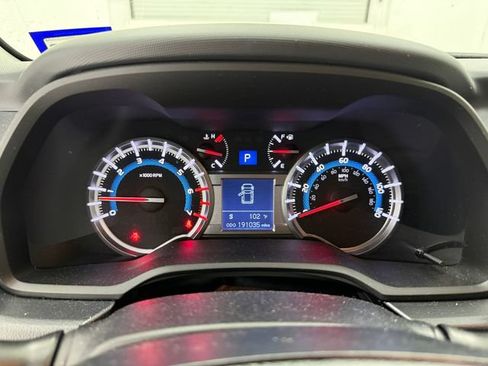 Used 2016 Toyota 4Runner Limited RWD image 10