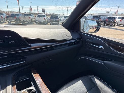 Used 2023 Cadillac Escalade Premium Luxury AWD/4WD image 49