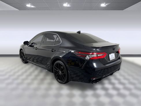 Used 2024 Toyota Camry XSE FWD image 2