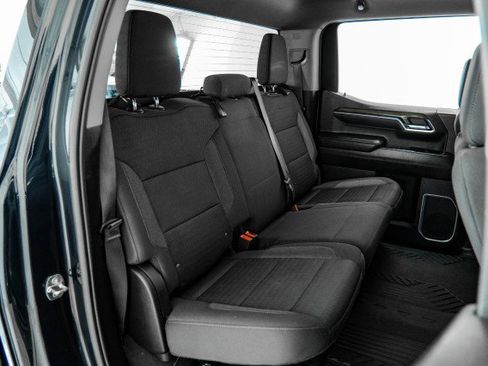 Used 2022 Chevrolet Silverado 1500 LT Trail Boss image 33