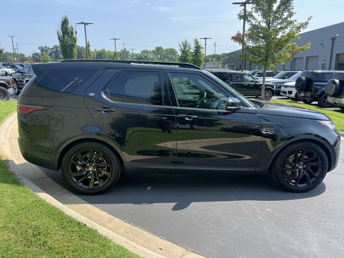Certified 2025 Land Rover Discovery S AWD/4WD image 9