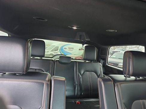 Used 2024 Ford Expedition Platinum AWD/4WD image 43