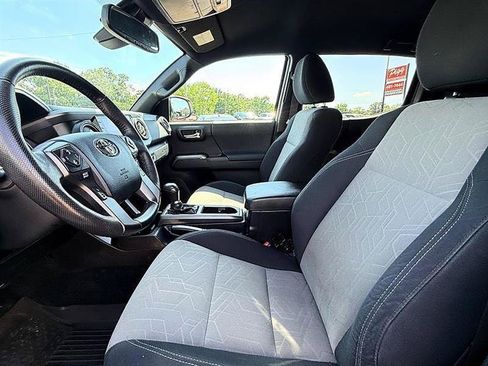 Used 2023 Toyota Tacoma TRD Sport AWD/4WD image 16