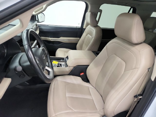 Used 2024 Ford Expedition Limited RWD image 14