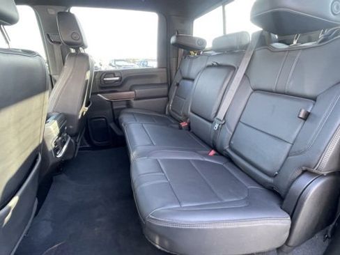 Used 2022 Chevrolet Silverado 3500 High Country image 21