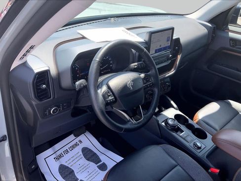 Certified 2022 Ford Bronco Sport Outer Banks w/ Tech Package AWD/4WD image 18