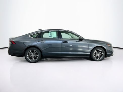 Used 2023 Honda Accord EX image 10