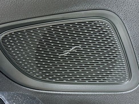 New 2025 Mercedes-Benz C 300 4MATIC Sedan image 18