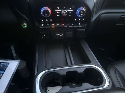 Used 2021 GMC Sierra 2500 Denali w/ Technology Package image 28