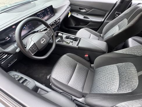 New 2026 Nissan Sentra SV w/ Floor Mat Package FWD image 19
