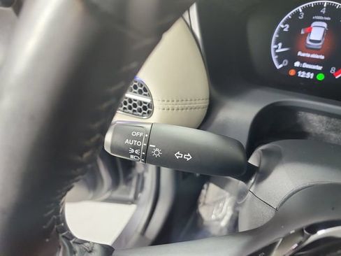 Used 2025 Honda HR-V EX-L image 15