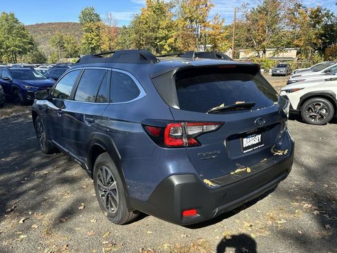Certified 2025 Subaru Outback Premium AWD/4WD image 6