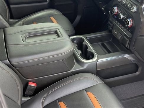Used 2022 GMC Sierra 2500 AT4 image 18