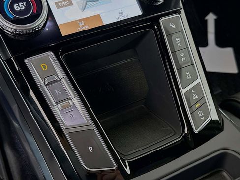 New 2024 Jaguar I-PACE R-Dynamic HSE image 17