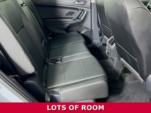 Used 2019 Volkswagen Tiguan SEL w/ 3rd Row Seat Package image 23