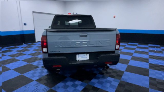 Certified 2024 Honda Ridgeline Black Edition image 7