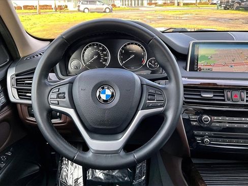 Used 2016 BMW X5 xDrive40e image 7