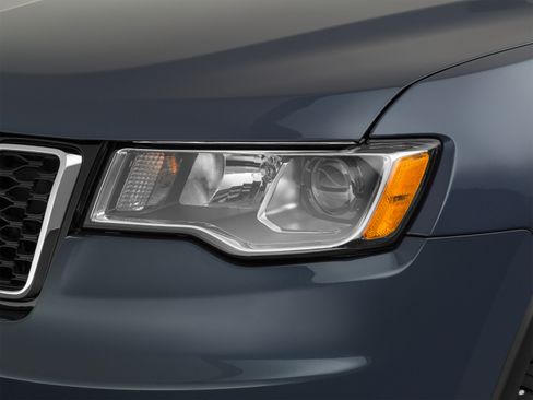 Used 2020 Jeep Grand Cherokee Limited X RWD image 53