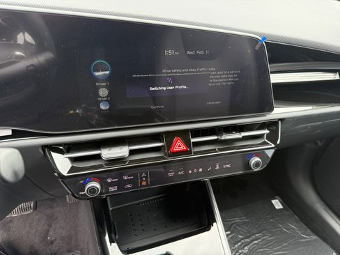 New 2026 Kia Niro Wind image 12