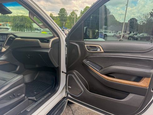 Used 2018 GMC Yukon XL Denali RWD image 27