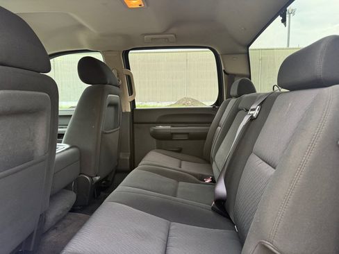 Used 2010 Chevrolet Silverado 1500 LS AWD/4WD image 11