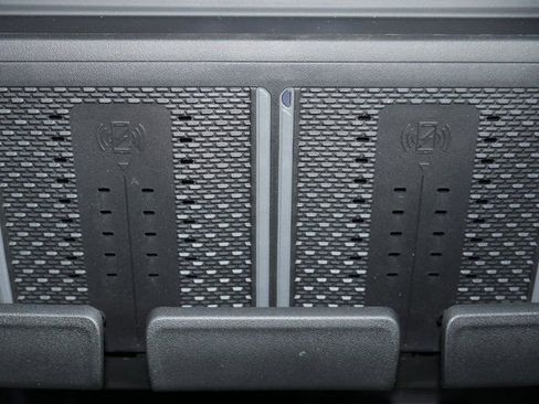 New 2026 RAM 3500 Laramie AWD/4WD image 4