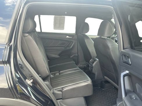 Used 2023 Volkswagen Tiguan SE R-Line FWD image 23