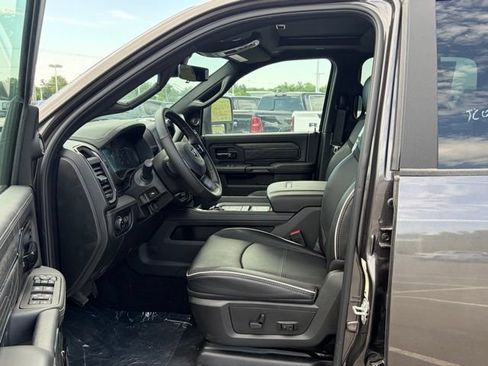 New 2026 RAM 2500 Limited AWD/4WD image 15